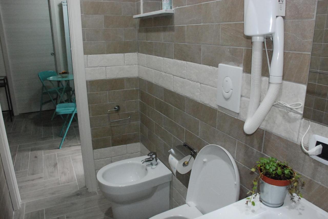 Metro Duomo B&B Napoli Ngoại thất bức ảnh